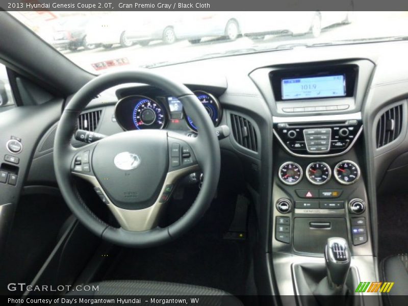 Dashboard of 2013 Genesis Coupe 2.0T