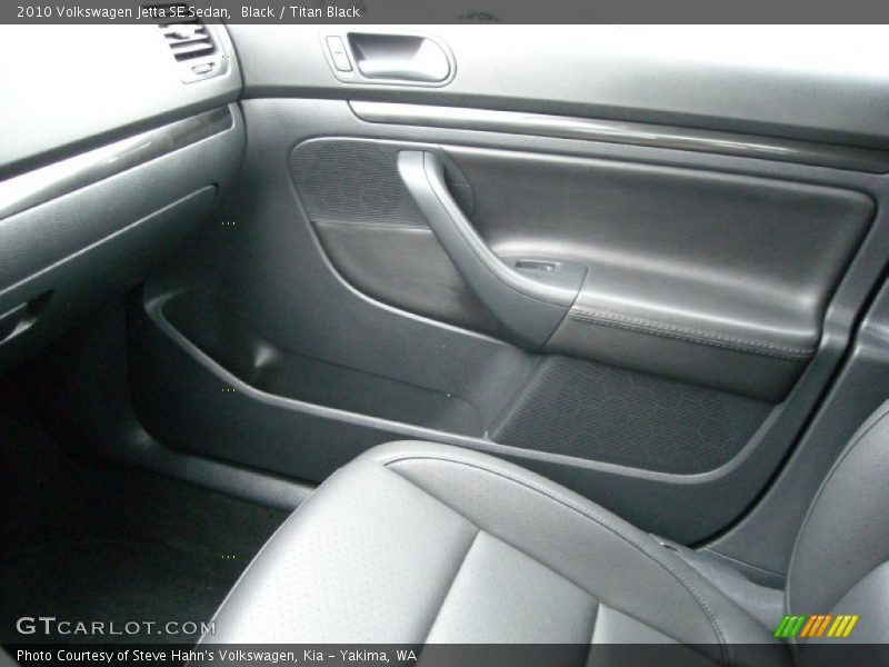Black / Titan Black 2010 Volkswagen Jetta SE Sedan