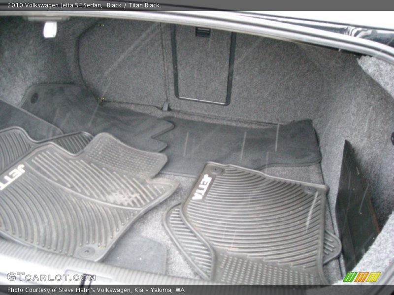 Black / Titan Black 2010 Volkswagen Jetta SE Sedan
