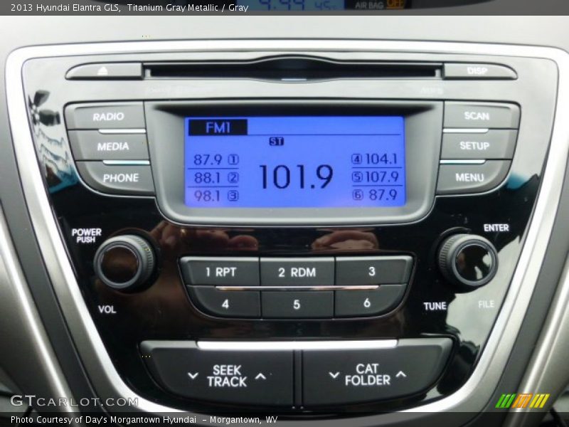 Titanium Gray Metallic / Gray 2013 Hyundai Elantra GLS