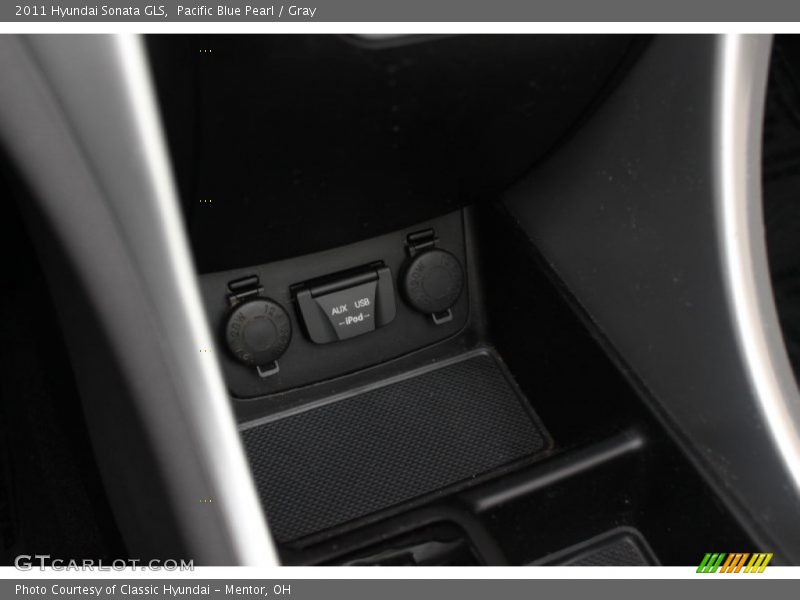 Pacific Blue Pearl / Gray 2011 Hyundai Sonata GLS