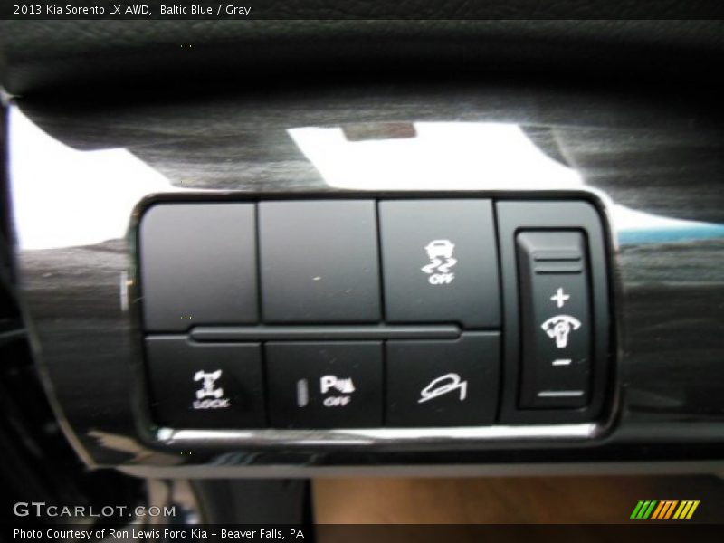 Baltic Blue / Gray 2013 Kia Sorento LX AWD