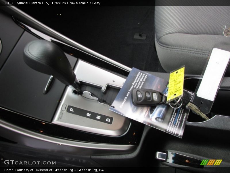 Titanium Gray Metallic / Gray 2013 Hyundai Elantra GLS
