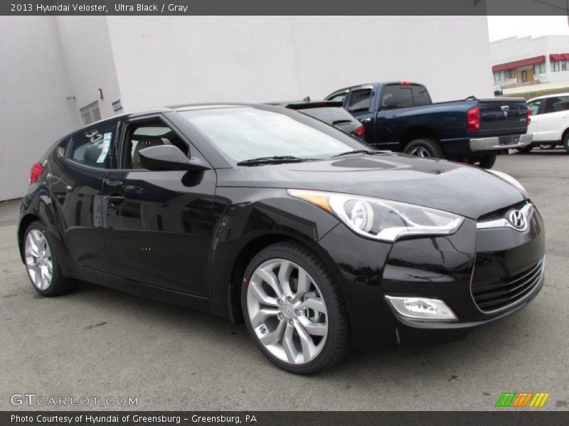 Ultra Black / Gray 2013 Hyundai Veloster