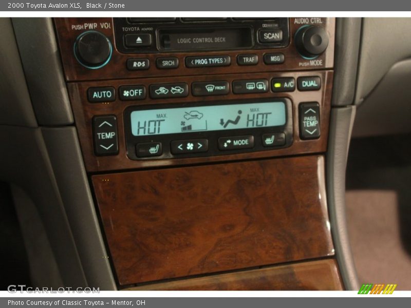 Black / Stone 2000 Toyota Avalon XLS