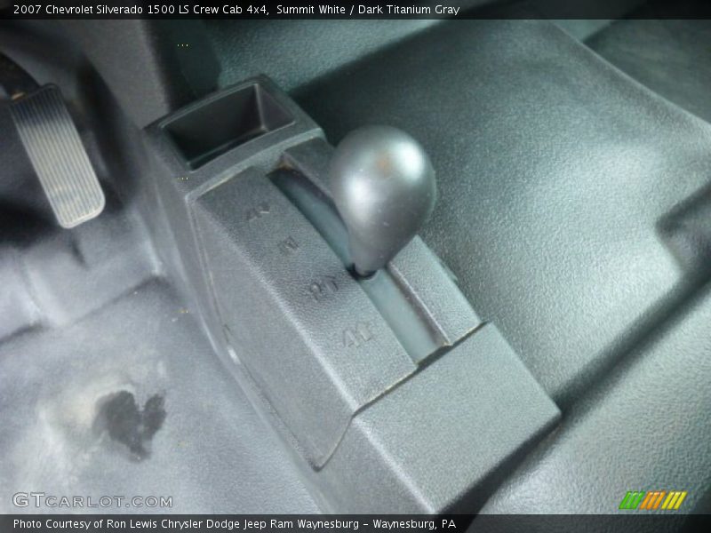 Summit White / Dark Titanium Gray 2007 Chevrolet Silverado 1500 LS Crew Cab 4x4