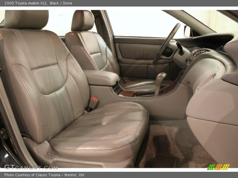 Black / Stone 2000 Toyota Avalon XLS