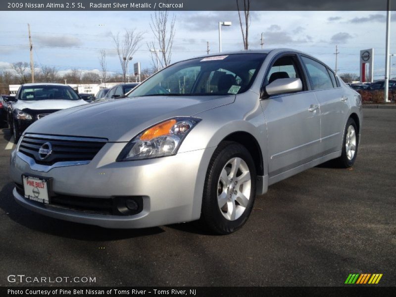 Radiant Silver Metallic / Charcoal 2009 Nissan Altima 2.5 SL
