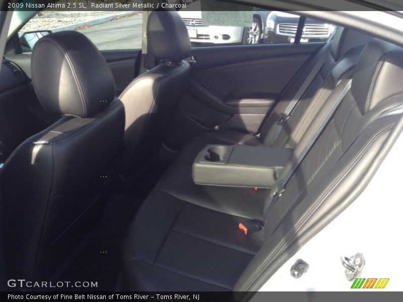 Radiant Silver Metallic / Charcoal 2009 Nissan Altima 2.5 SL