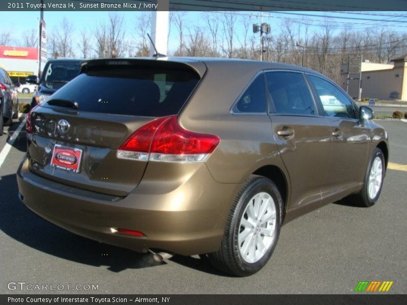 Sunset Bronze Mica / Ivory 2011 Toyota Venza I4
