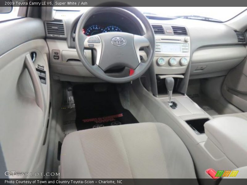 Super White / Ash 2009 Toyota Camry LE V6