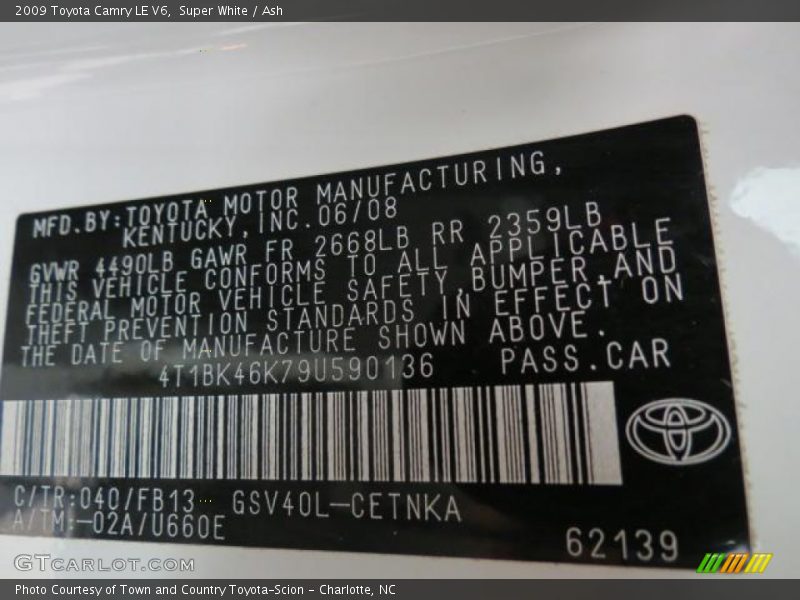 Super White / Ash 2009 Toyota Camry LE V6