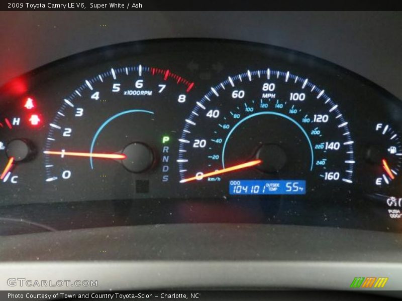 Super White / Ash 2009 Toyota Camry LE V6