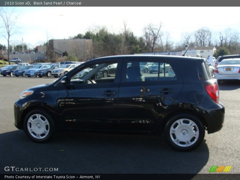 Black Sand Pearl / Charcoal 2010 Scion xD