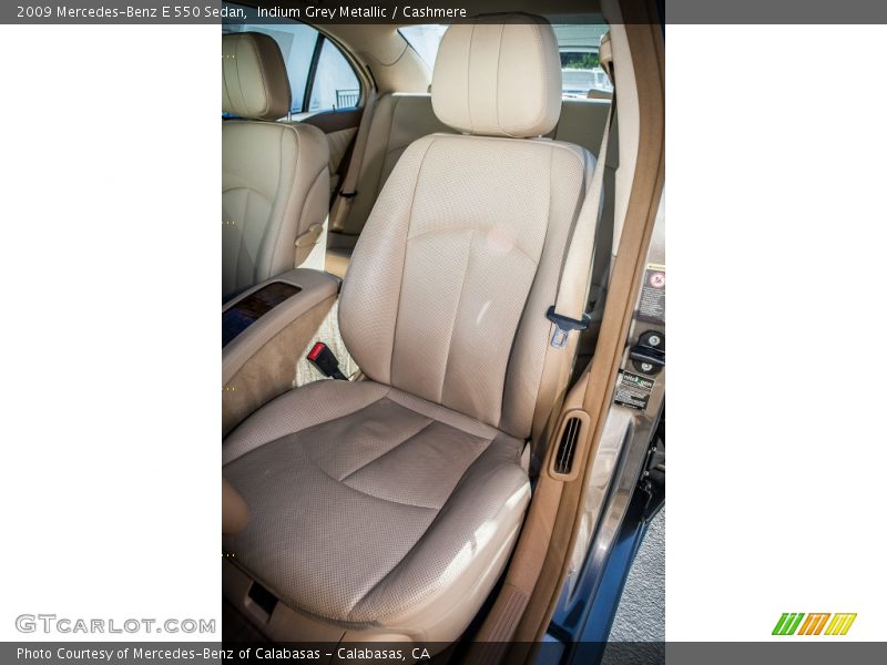 Indium Grey Metallic / Cashmere 2009 Mercedes-Benz E 550 Sedan