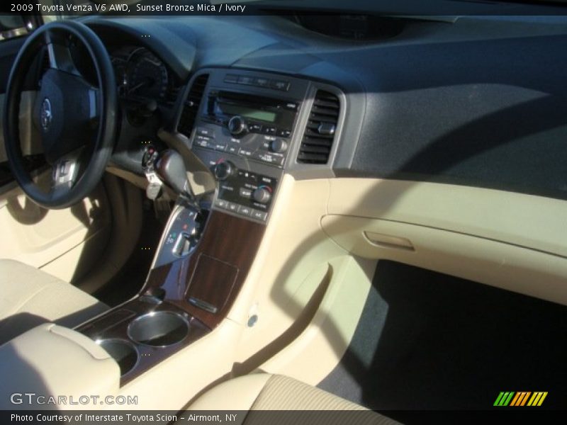 Sunset Bronze Mica / Ivory 2009 Toyota Venza V6 AWD
