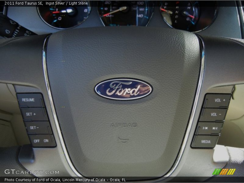 Ingot Silver / Light Stone 2011 Ford Taurus SE