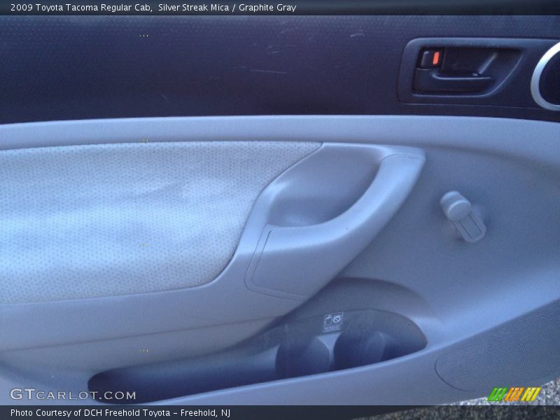 Silver Streak Mica / Graphite Gray 2009 Toyota Tacoma Regular Cab