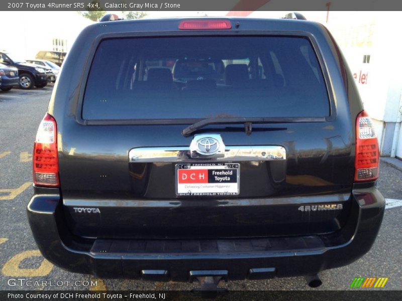 Galactic Gray Mica / Stone 2007 Toyota 4Runner SR5 4x4