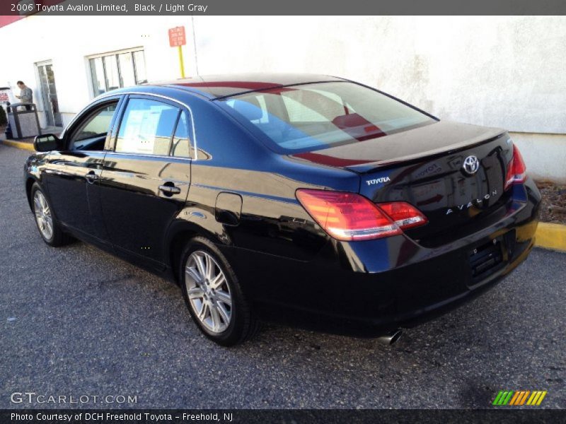 Black / Light Gray 2006 Toyota Avalon Limited