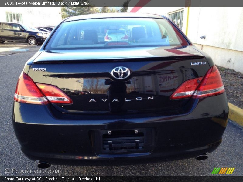 Black / Light Gray 2006 Toyota Avalon Limited