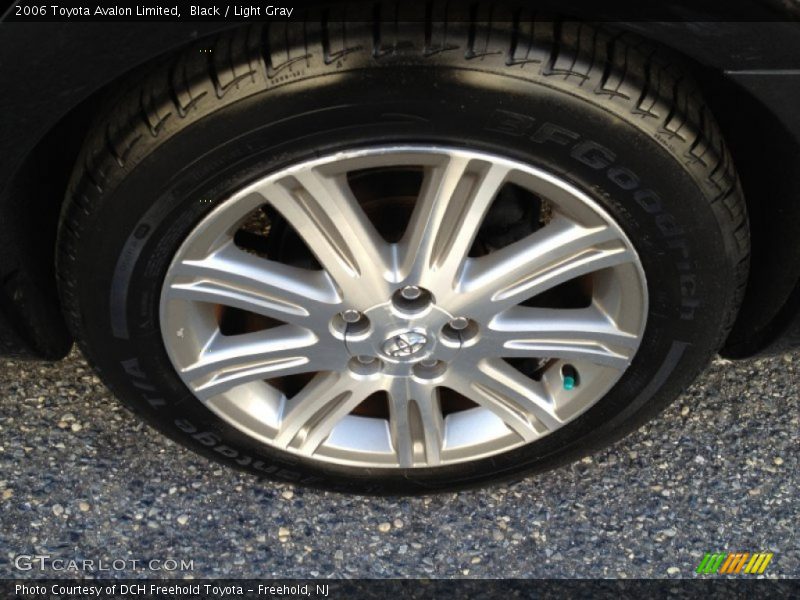 Black / Light Gray 2006 Toyota Avalon Limited
