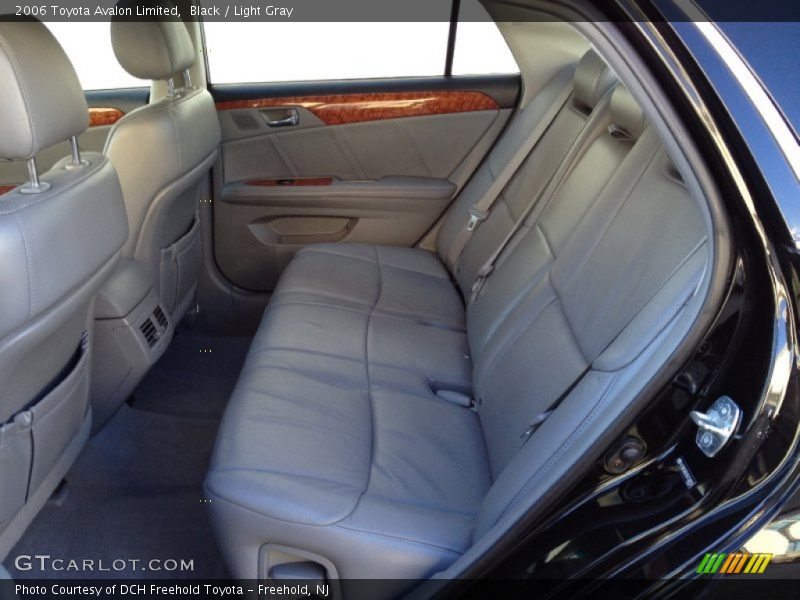 Black / Light Gray 2006 Toyota Avalon Limited