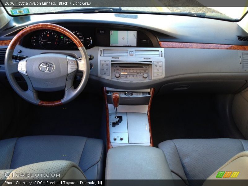 Black / Light Gray 2006 Toyota Avalon Limited