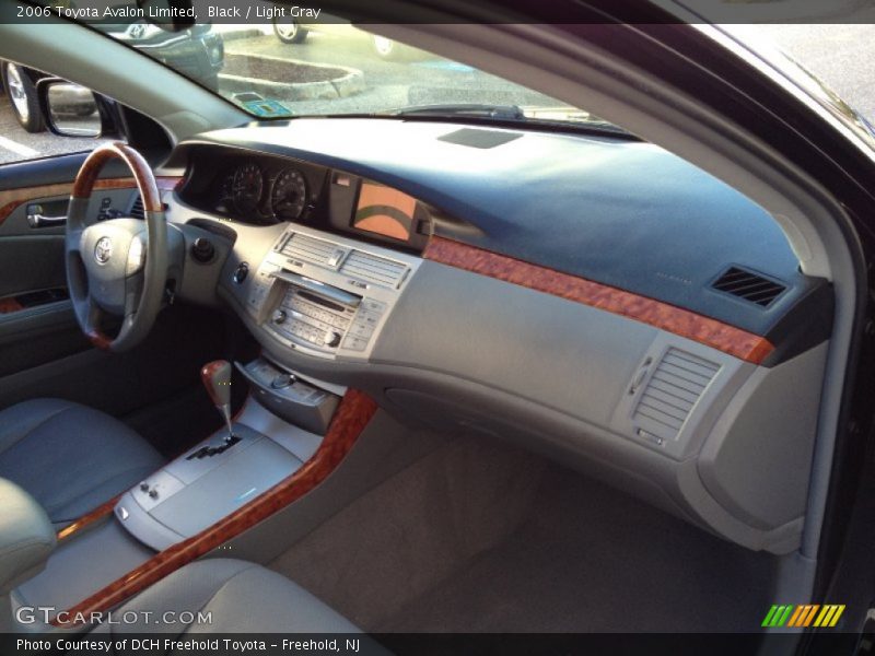 Black / Light Gray 2006 Toyota Avalon Limited