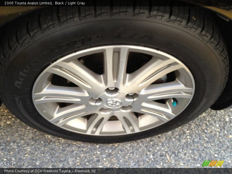 Black / Light Gray 2006 Toyota Avalon Limited