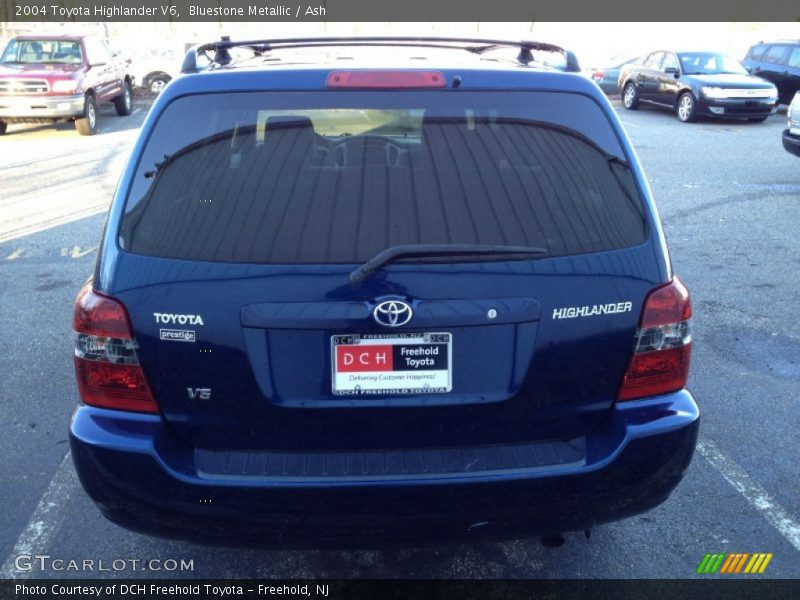 Bluestone Metallic / Ash 2004 Toyota Highlander V6