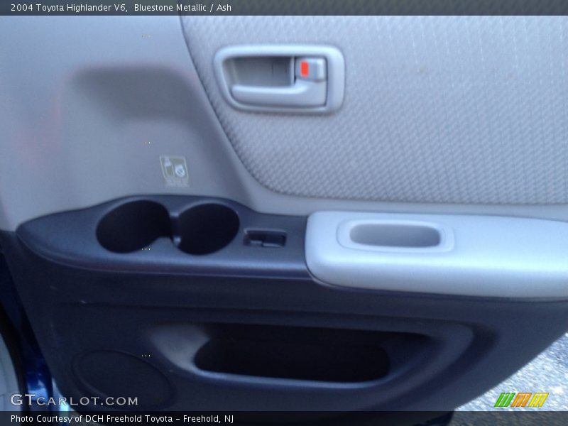 Bluestone Metallic / Ash 2004 Toyota Highlander V6
