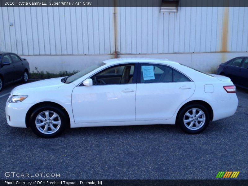 Super White / Ash Gray 2010 Toyota Camry LE