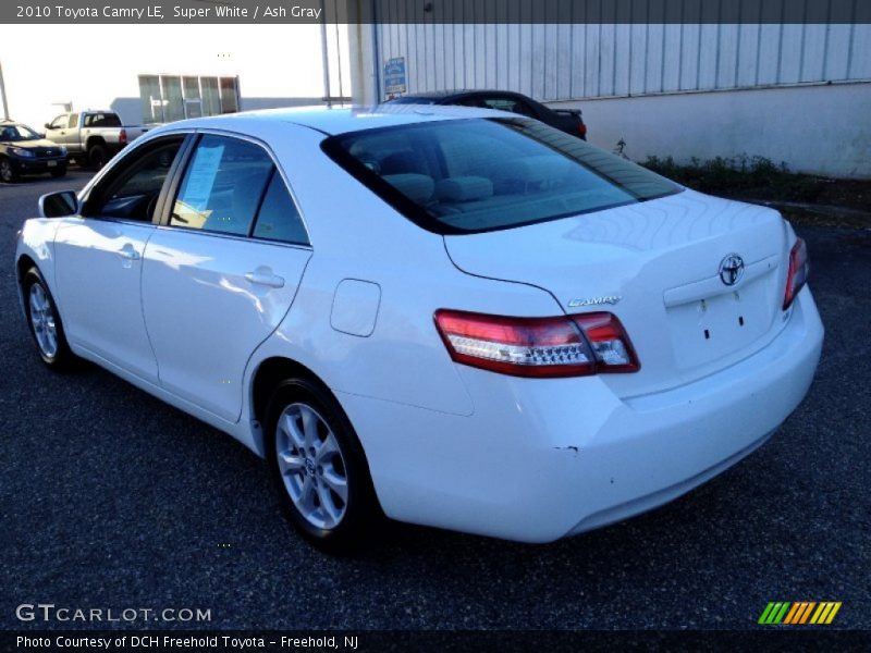 Super White / Ash Gray 2010 Toyota Camry LE