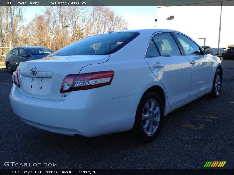 Super White / Ash Gray 2010 Toyota Camry LE