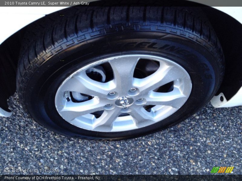 Super White / Ash Gray 2010 Toyota Camry LE