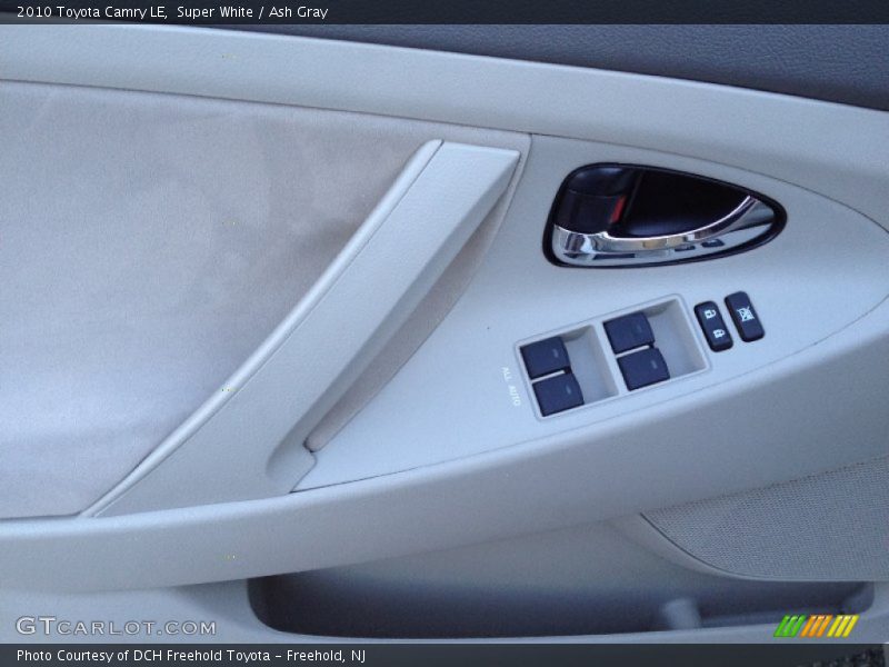 Super White / Ash Gray 2010 Toyota Camry LE