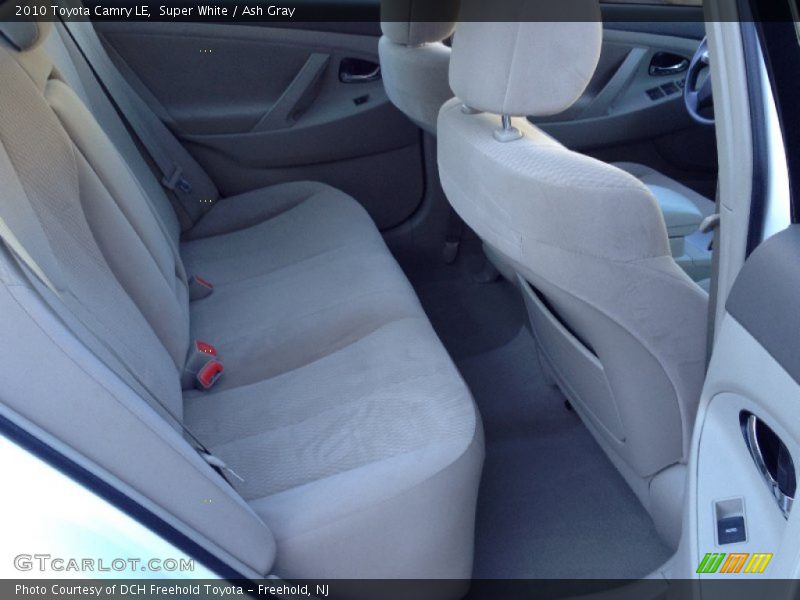 Super White / Ash Gray 2010 Toyota Camry LE