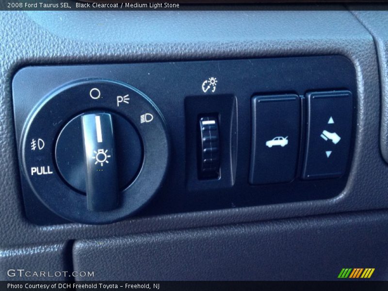 Black Clearcoat / Medium Light Stone 2008 Ford Taurus SEL