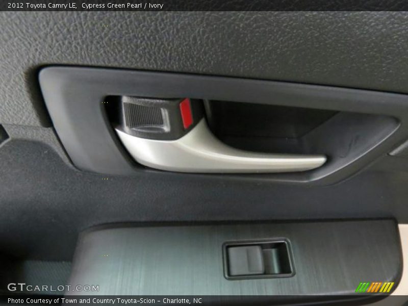 Cypress Green Pearl / Ivory 2012 Toyota Camry LE