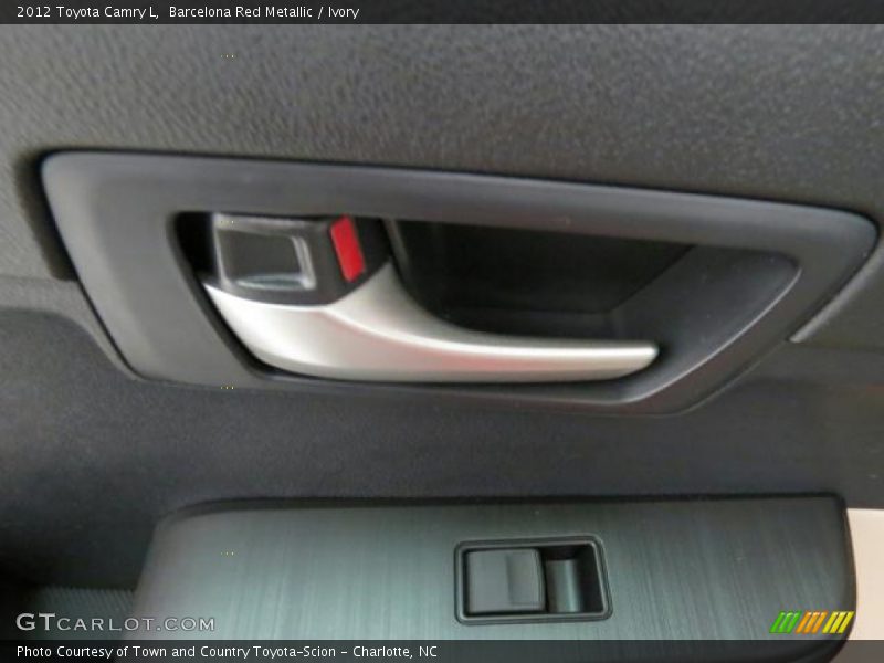 Barcelona Red Metallic / Ivory 2012 Toyota Camry L