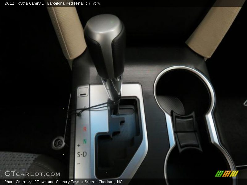 Barcelona Red Metallic / Ivory 2012 Toyota Camry L