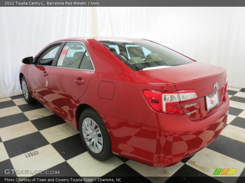 Barcelona Red Metallic / Ivory 2012 Toyota Camry L