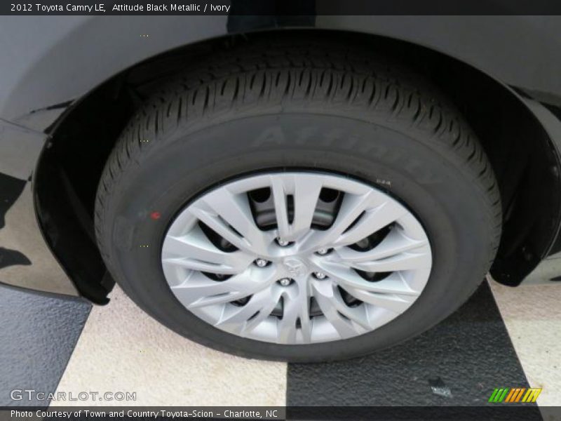 Attitude Black Metallic / Ivory 2012 Toyota Camry LE
