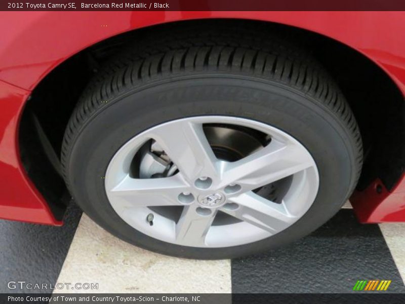 Barcelona Red Metallic / Black 2012 Toyota Camry SE