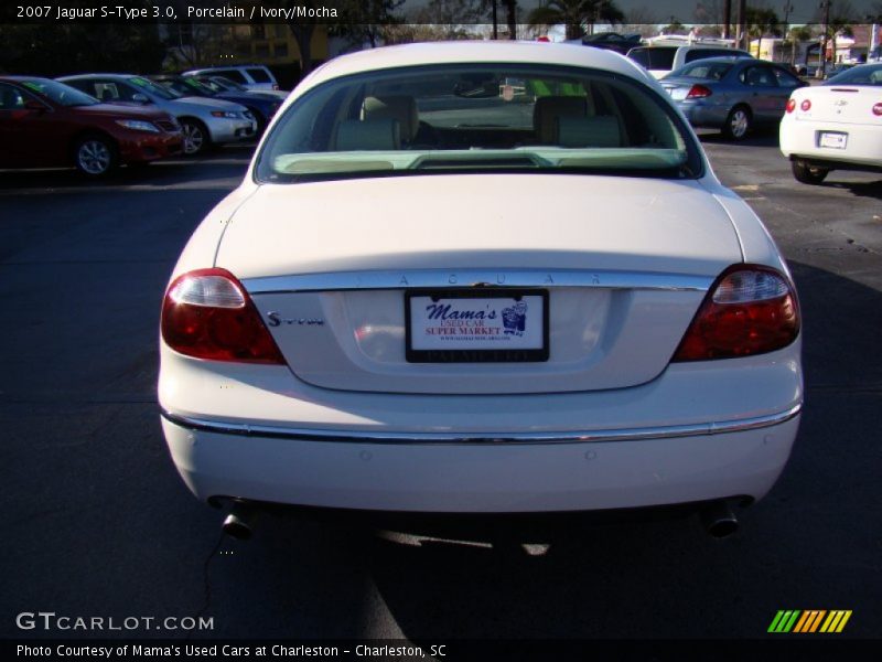 Porcelain / Ivory/Mocha 2007 Jaguar S-Type 3.0