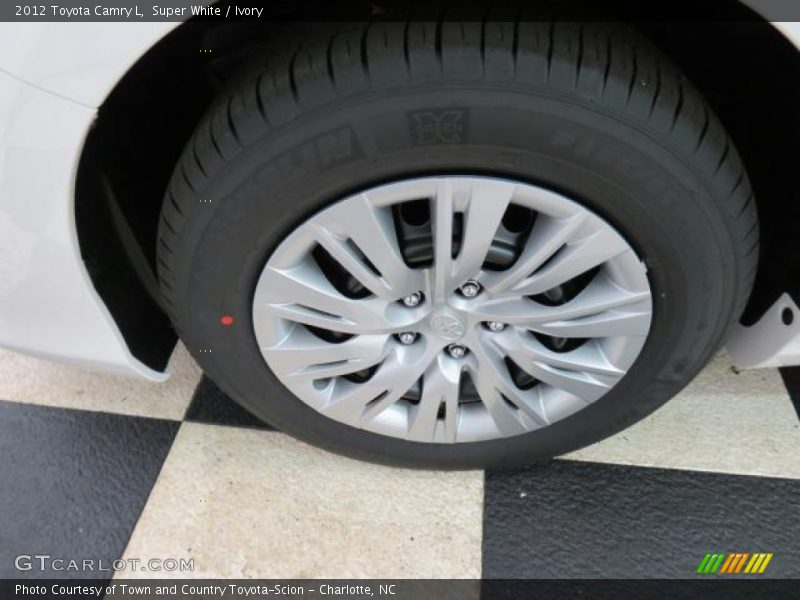 Super White / Ivory 2012 Toyota Camry L