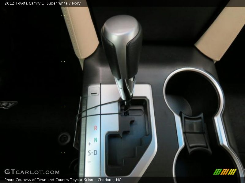Super White / Ivory 2012 Toyota Camry L