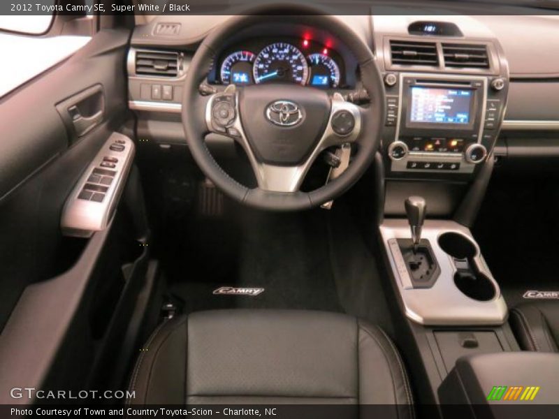 Super White / Black 2012 Toyota Camry SE