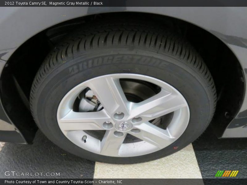 Magnetic Gray Metallic / Black 2012 Toyota Camry SE